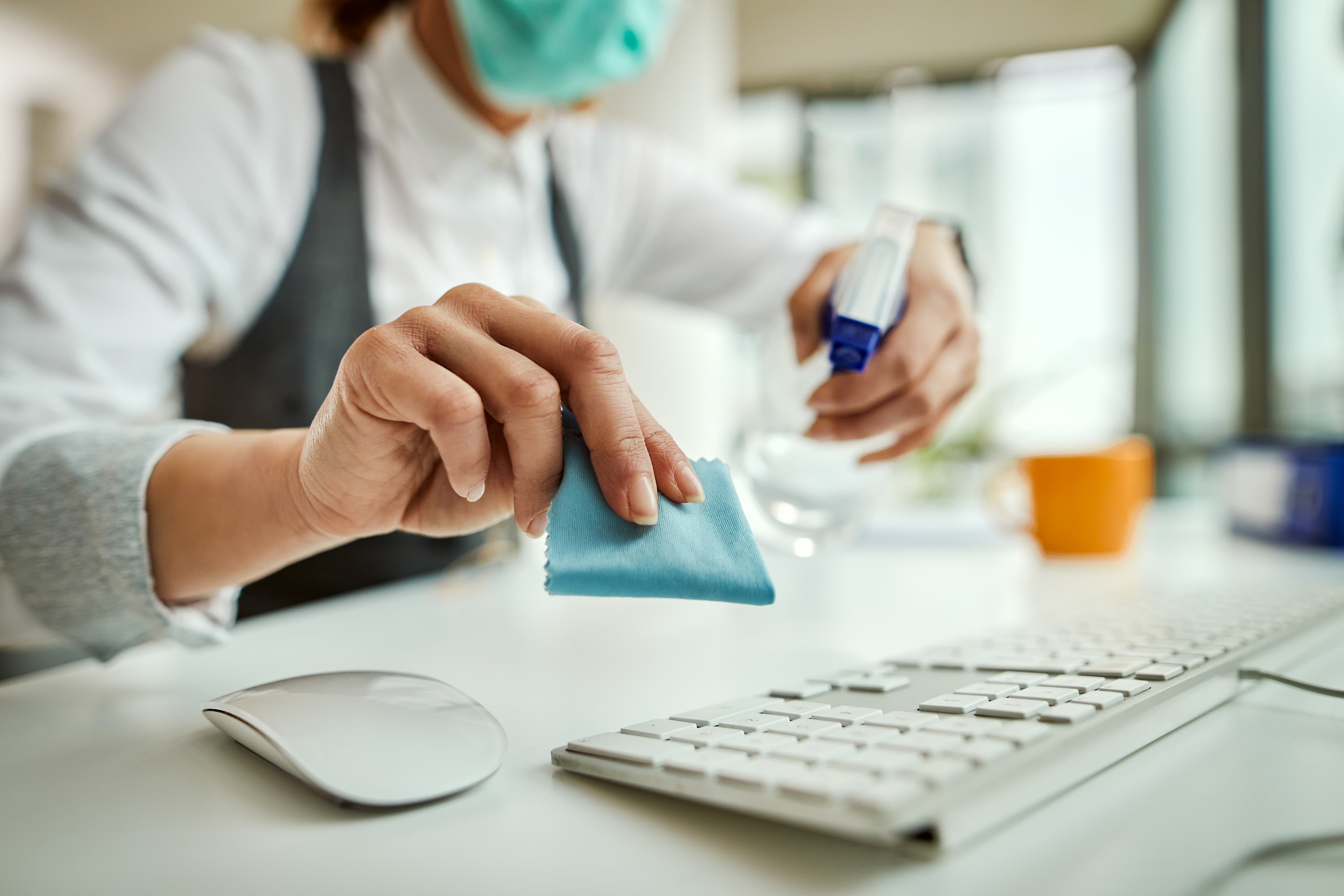 Limpieza de verano: Guía completa para desintoxicar tu oficina